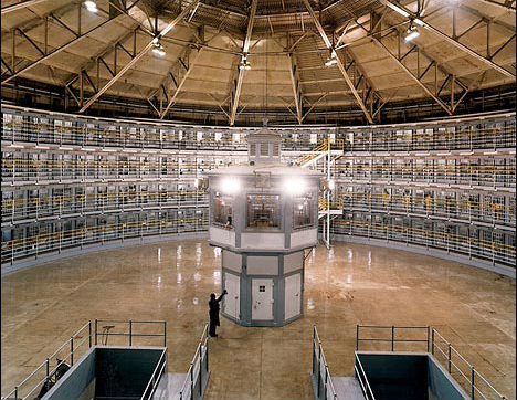 Stateville Prison